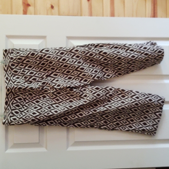 Women's capris, Kate Parks, size 10, brown/beige - Picture 2 of 9